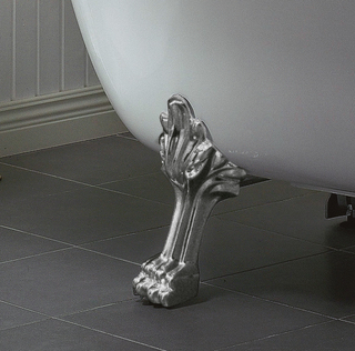 Queen 1570 Inkl Krom Løvefødder