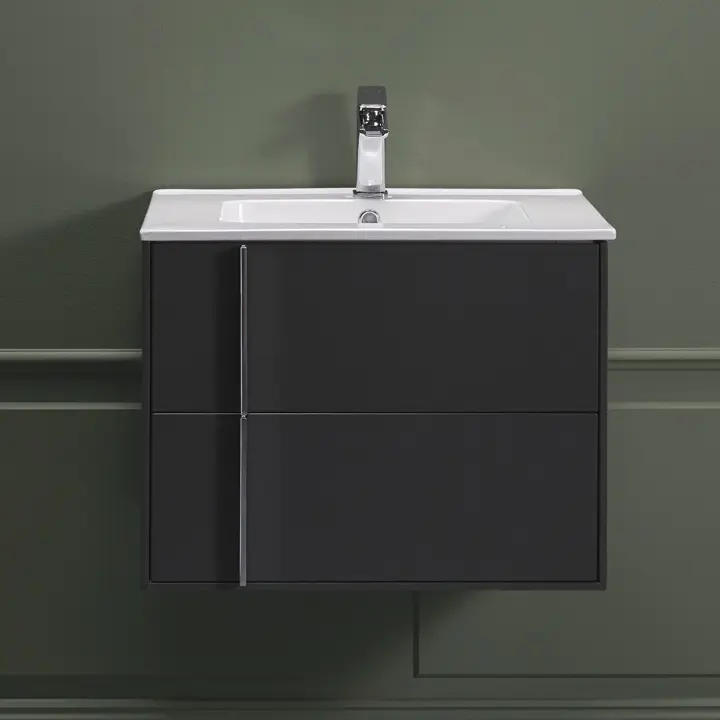 OVERFLADEFINISH OG FUGTAFVISENDE MATERIALE
