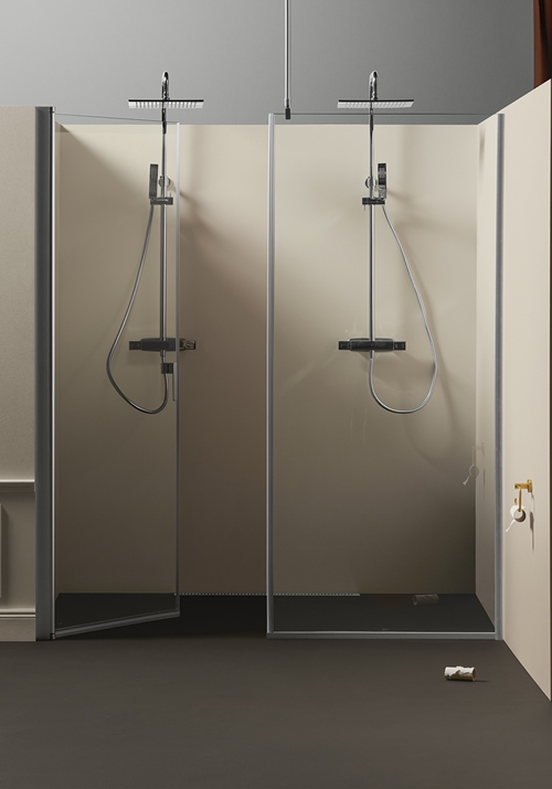 BRUSEVӔG IGLOO PRO NICHE 1555-1585MM DØR 70 +  VÆG 90 KLART GLAS ALUMINIUM